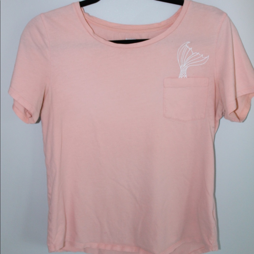 Cute Old Navy tee